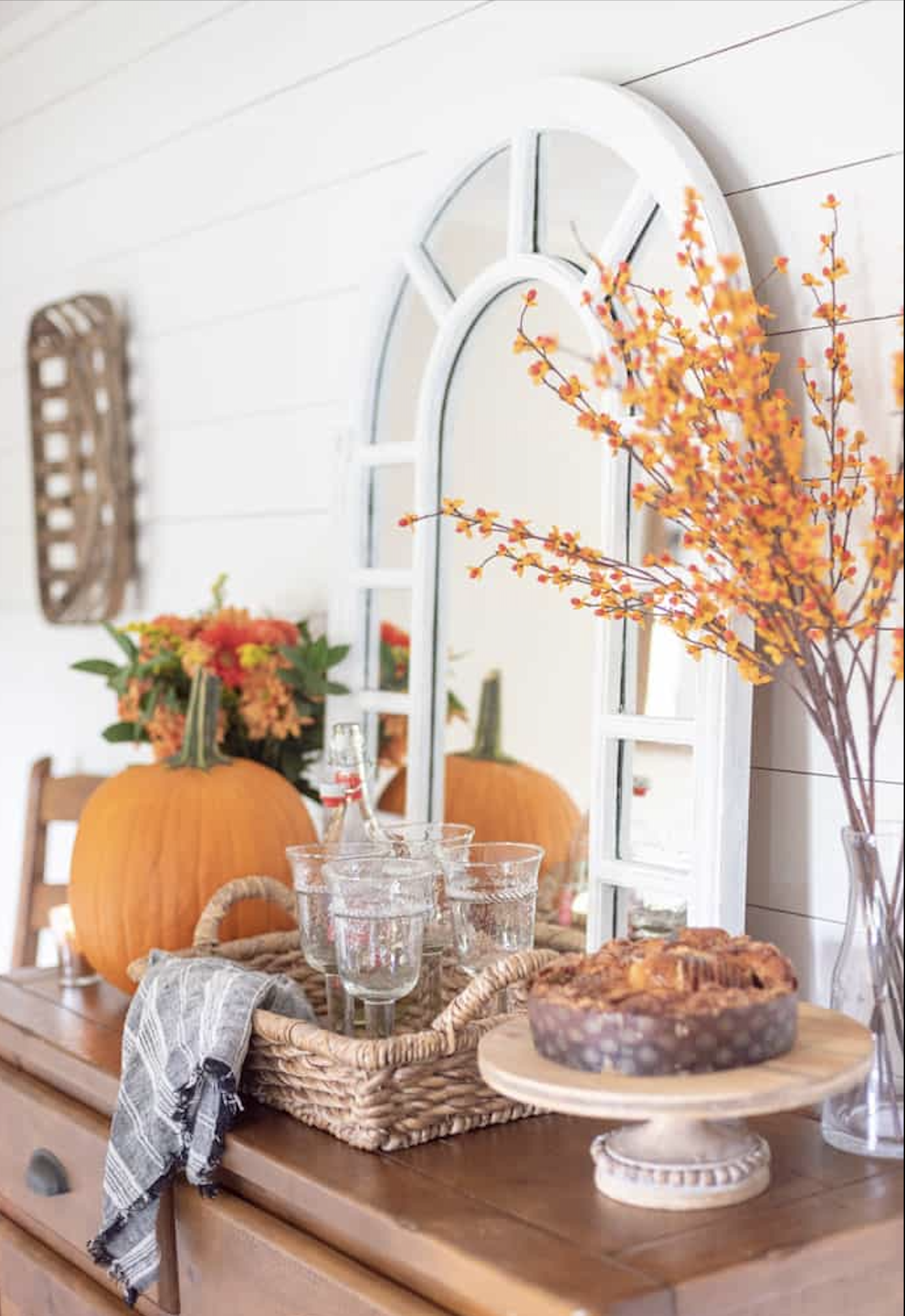 Getting the Fall Vibe on a Dime